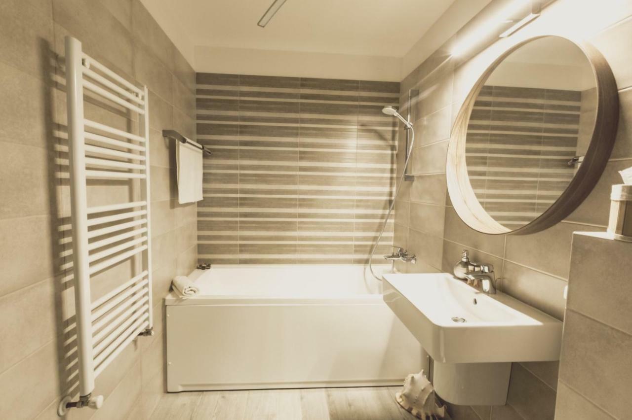 Apartment Alonisos Lux บราชอฟ ภายนอก รูปภาพ