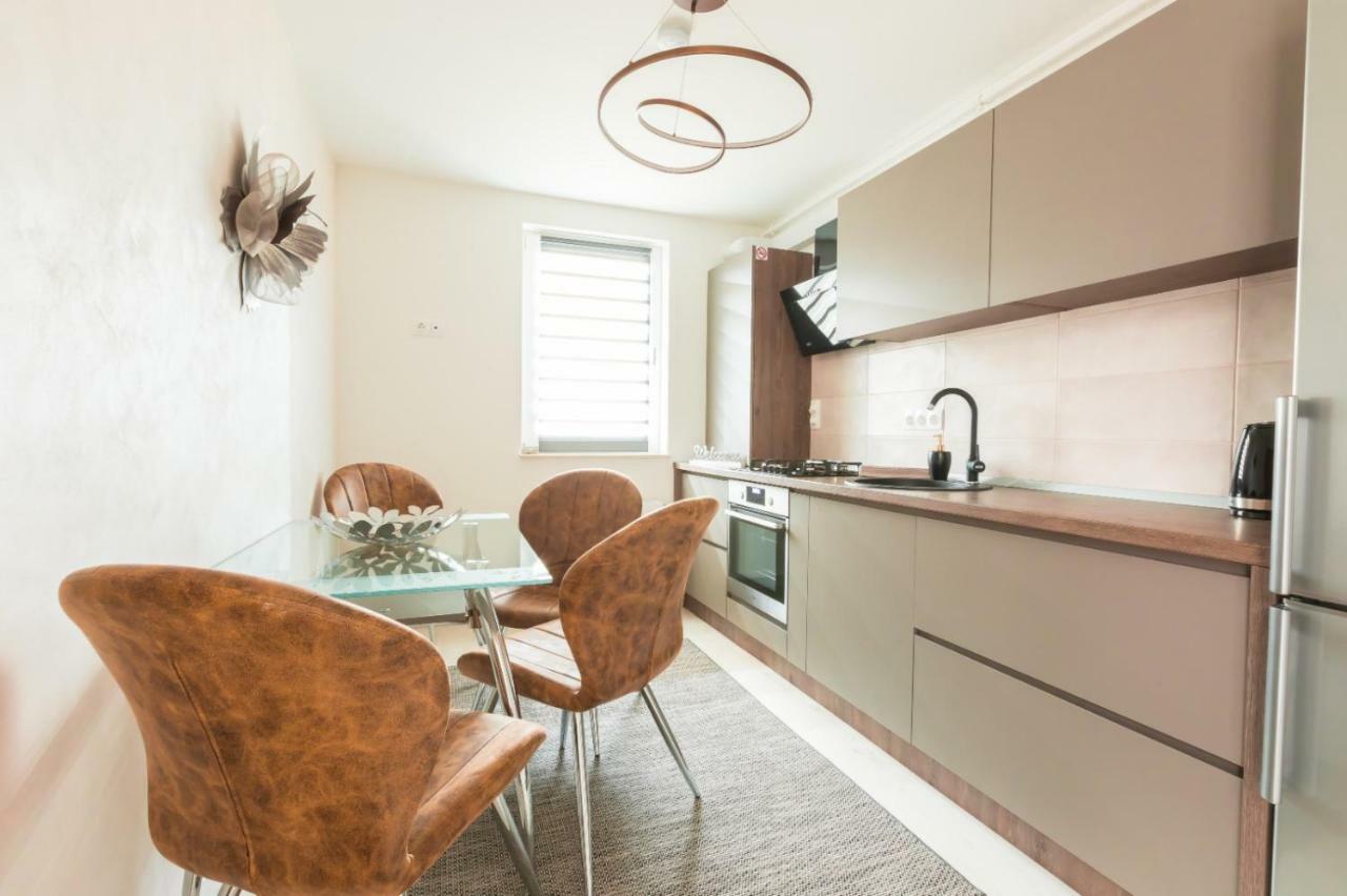 Apartment Alonisos Lux บราชอฟ ภายนอก รูปภาพ